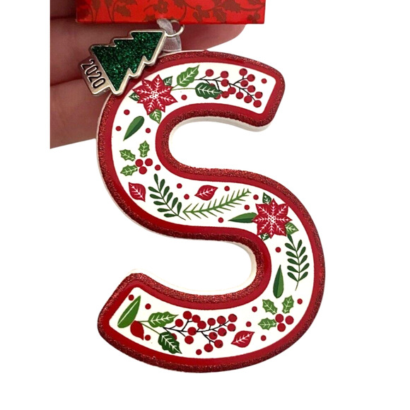 S Christmas Ornament Ceramic Letter Monogram Initial White Red NEW 2020 Ganz - Picture 1 of 6